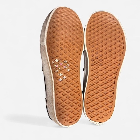 Vans Platform Black Slip Ons Womens size 8.5 - Picture 6 of 8